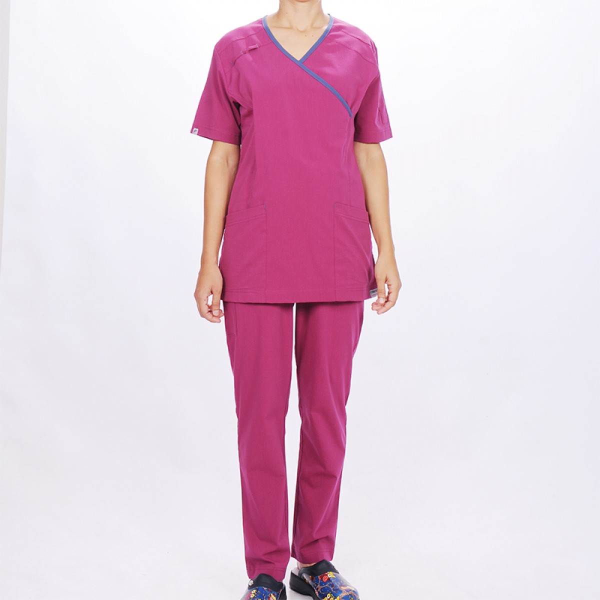 Formteks Kadın SPA  Hemşire Scrubs  Takım Likralı Terry Cotton Fuşya-İndigo Biyeli